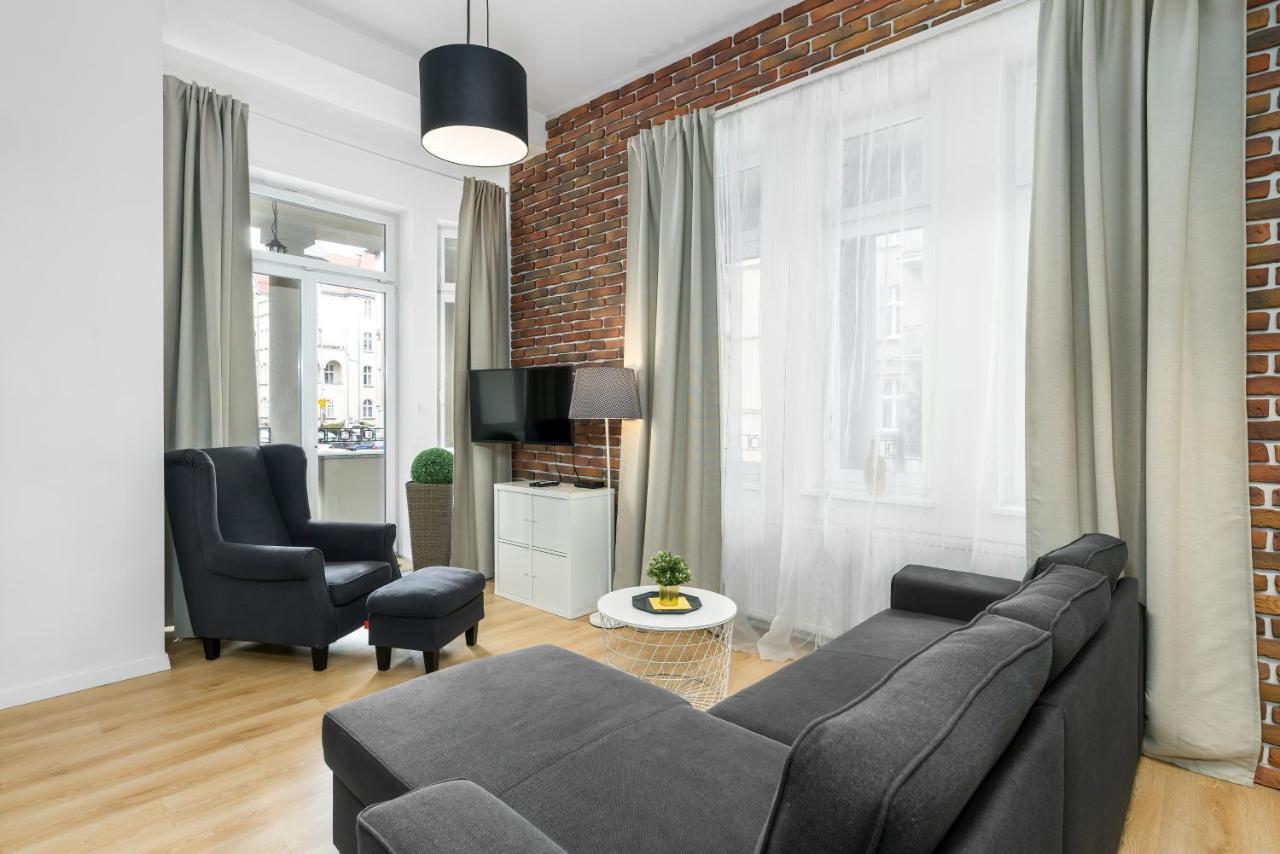 Apartment Poznan Mtp Chelmonskiego By Noclegi Renters Exteriör bild