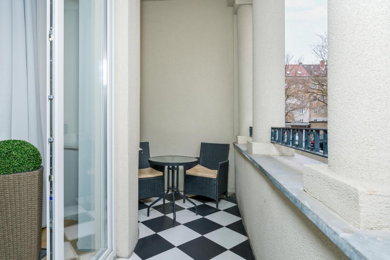 Apartment Poznan Mtp Chelmonskiego By Noclegi Renters Exteriör bild